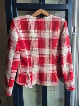 Americana Zara cuadros rojo y blanco