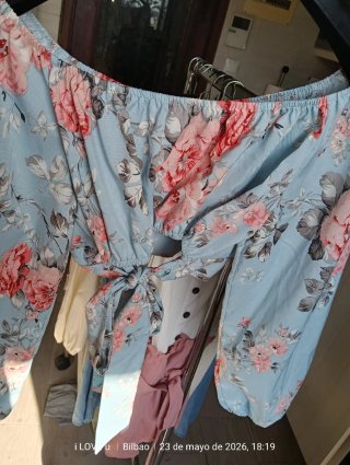 Lote Ropa Talla L 14 Prendas Incluyendo Parka Rosa