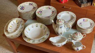 Taza de porcelana vintage Flowers of the Month