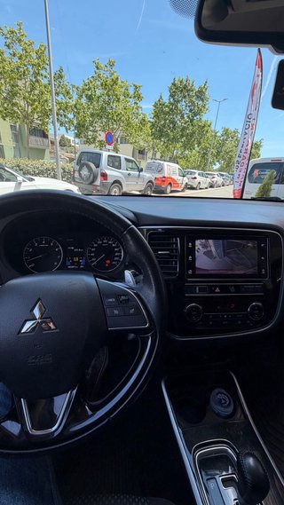 Mitsubishi Outlander 2019