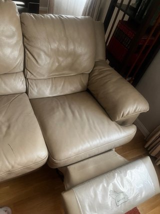 Sofá Natuzzi 3 plazas beige piel