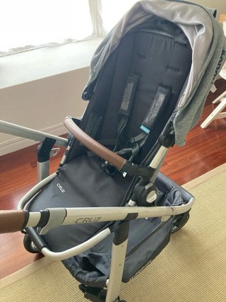 Carrito UPPAbaby Cruz con patinete