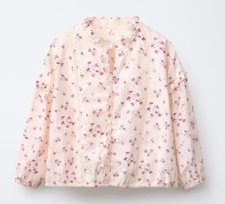 Blusa floral con encaje zara. Nueva