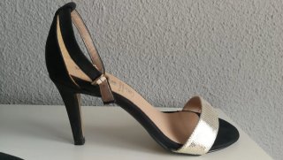 Sandalias mujer ante negro y dorado