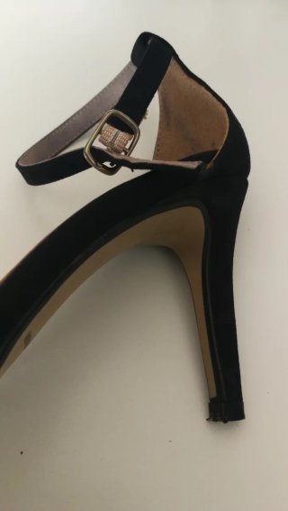 Sandalias mujer ante negro y dorado