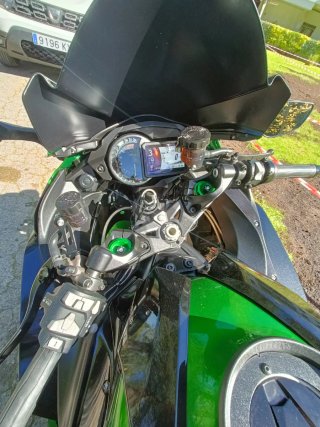 Kawasaki Ninja H2 SX 200cv