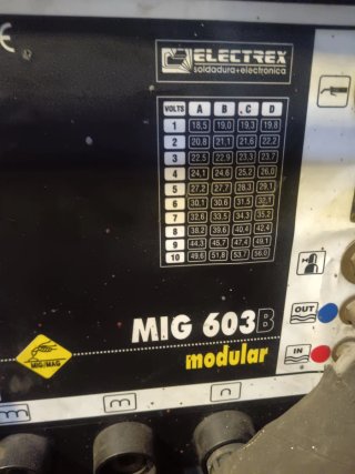 Soldadora Electrex 600A