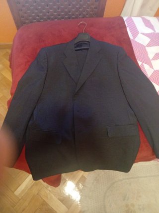 Traje azul marino