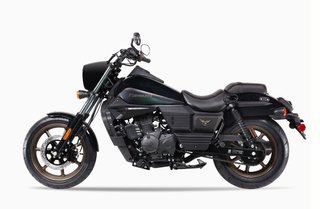 UM FREEDOM, motocicleta custom de 125 cc. (Nueva)