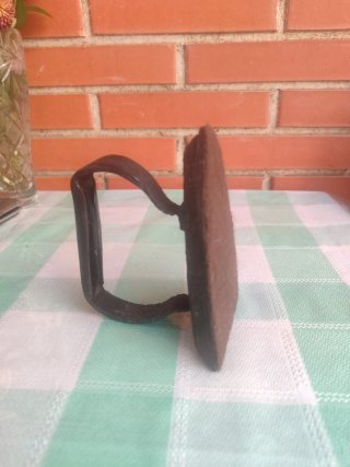 Plancha antigua de hierro  decoración