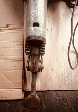 Martillo demoledor Bosch GSH 27 + cincel