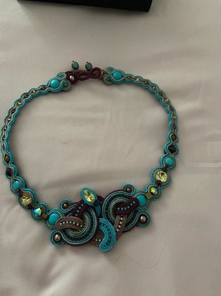 Collar MELIZI artesanal turquesa y morado