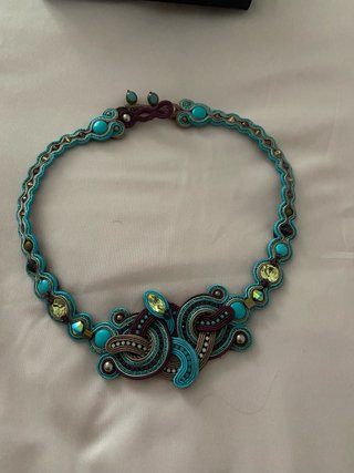 Collar MELIZI artesanal turquesa y morado