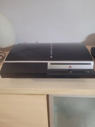 Consola PlayStation 3 Negra +juego avatar