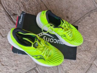 Scarpe Saucony Tempus 1 numero 44 1/2