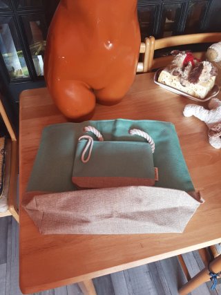 Bolsa y neceser Montibello playa