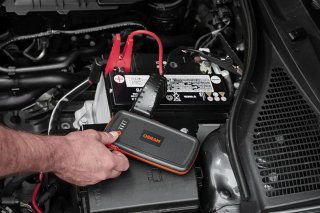 Osram, arrancador de coche de litio