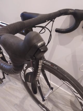 Bicicleta de carretera Focus Cayó full carbon
