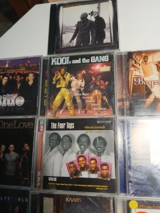 Lote 10 CDs Pop/Rock/R&B/Rap Internacional