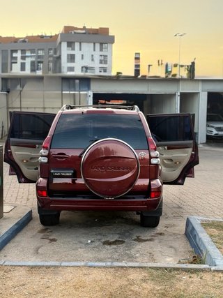 Toyota Land Cruiser 2004