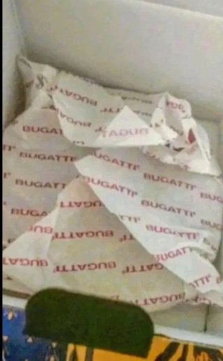 Set 5 tazzine caffè Bugatti con piattino