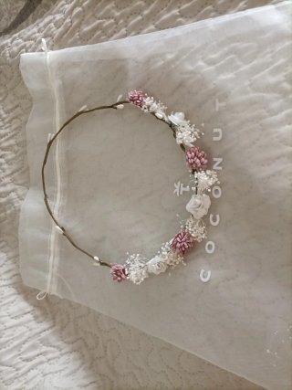 Corona de flores comunión blanco y rosa
