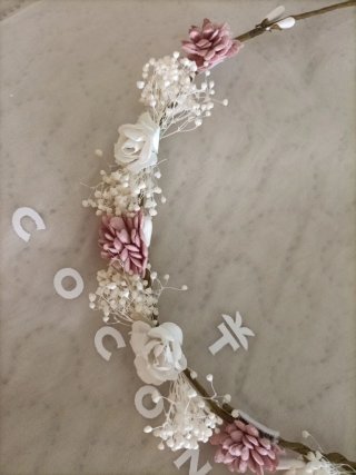 Corona de flores comunión blanco y rosa