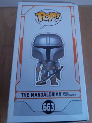 Funko Pop Star Wars 663 The Mandalorian Darksaber