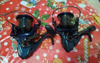 2 carretes de pesca surfcasting