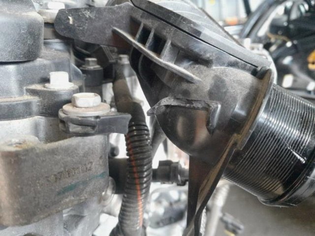 Motor Peugeot 208