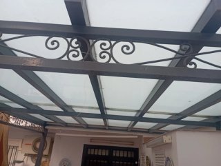 Montera de cristal y hierro