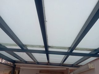 Montera de cristal y hierro
