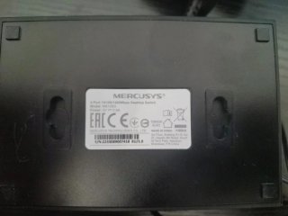 Switch Mercusys 5 Puertos