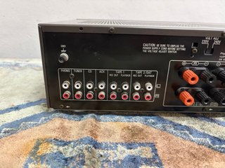AMPLIFICADOR TECHNICS SU VZ 320