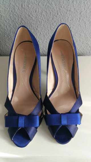Zapatos tacón azul pavo