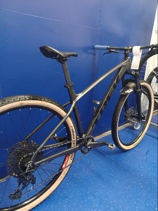 TREK XCALIBER 8