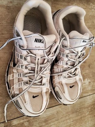 Zapatillas Nike Talla 44 Plata y Blanco
