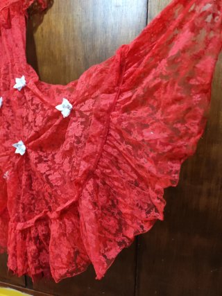 Vestido de fiesta rojo encaje