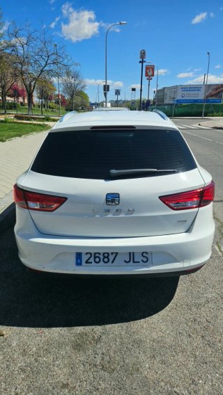 SEAT Leon 2016 distintivo C