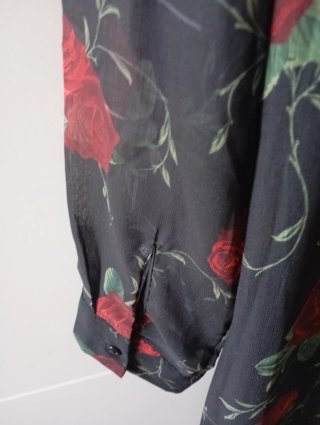 Vestido-Camisola Stradivarius flores rojas