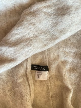 Blusa H&M hombros descubiertos Talla S Beige