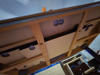 Mesa de comedor madera oscura