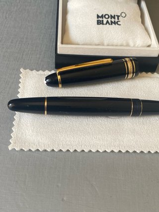 Bolígrafo Montblanc Impecable Tamaño Medio