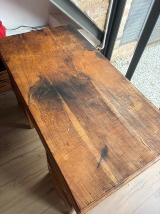 Scrivania in legno vintage con cassetti da restaurare