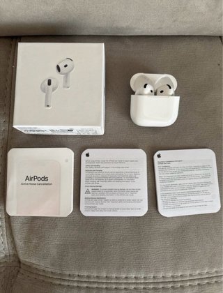 Airpods 4 ANC Apple Blancos