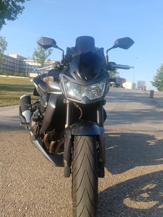 Kawasaki Z 750 Negra/Gris