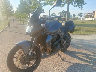 Kawasaki Z 750 Negra/Gris