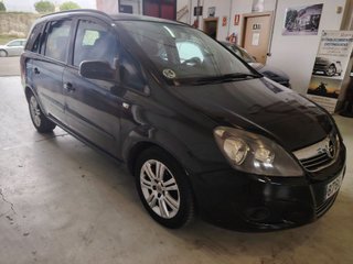 Opel Zafira 2012