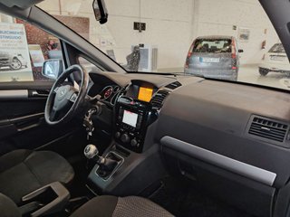 Opel Zafira 2012