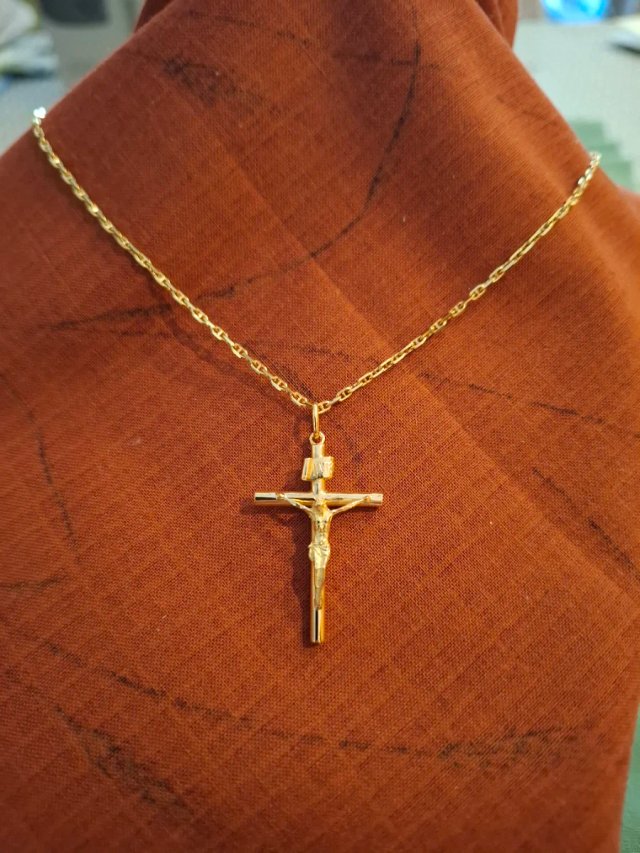 Colgante Cruz Cristo Oro 18kl  Cadena 50cm. APARTE